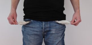 Ile trzeba mieć pieniędzy żeby otworzyć Żabkę?