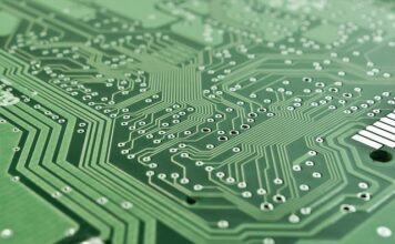 Kto dokonuje kontroli zarządczej?