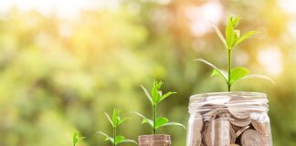 Jak rozmawiać o pieniądzach w związku?