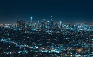 Co to jest za firma tu?