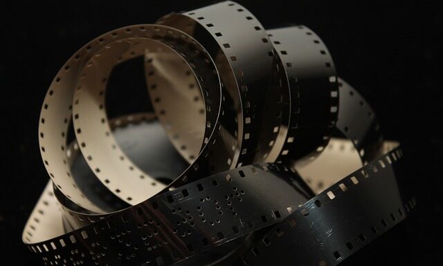 Czy folią aluminiową chroni kartę zbliżeniową?