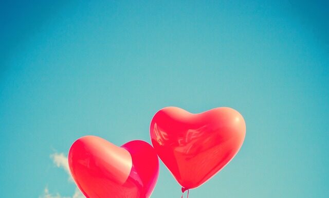 Czy karta do bankomatu to karta płatnicza?